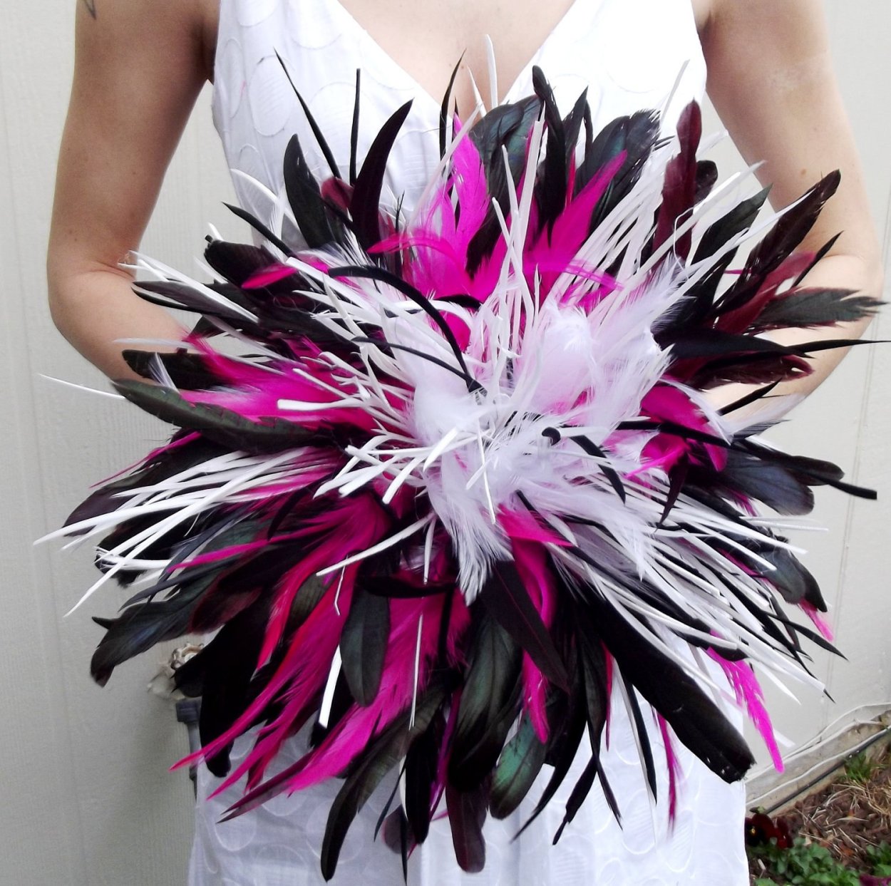 Композиции с павлиньими перьями