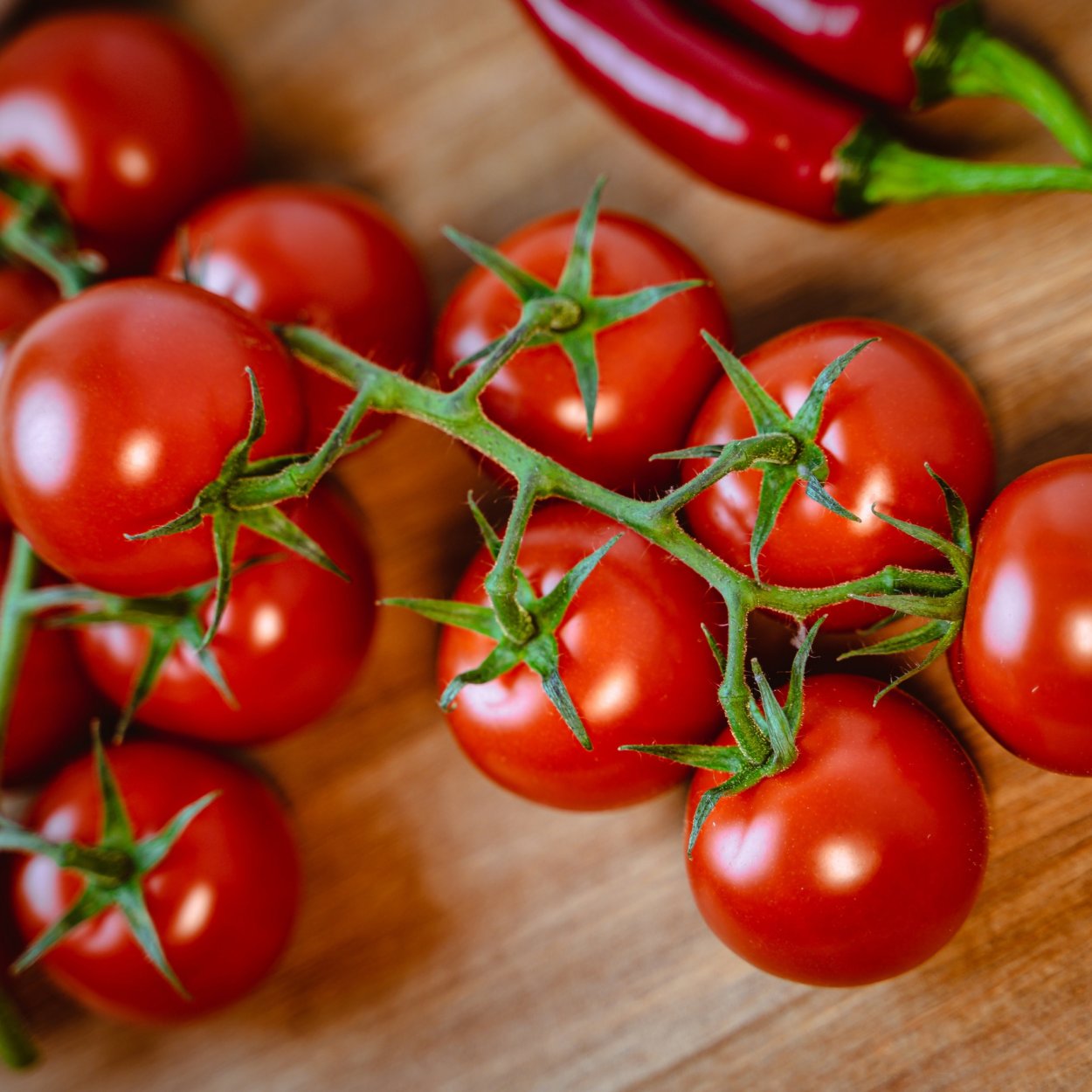 Томатные овощи