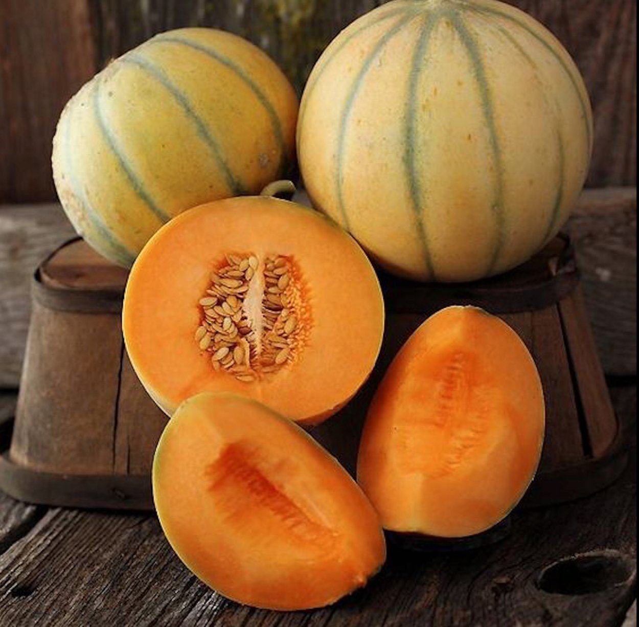 Мякоть дыни