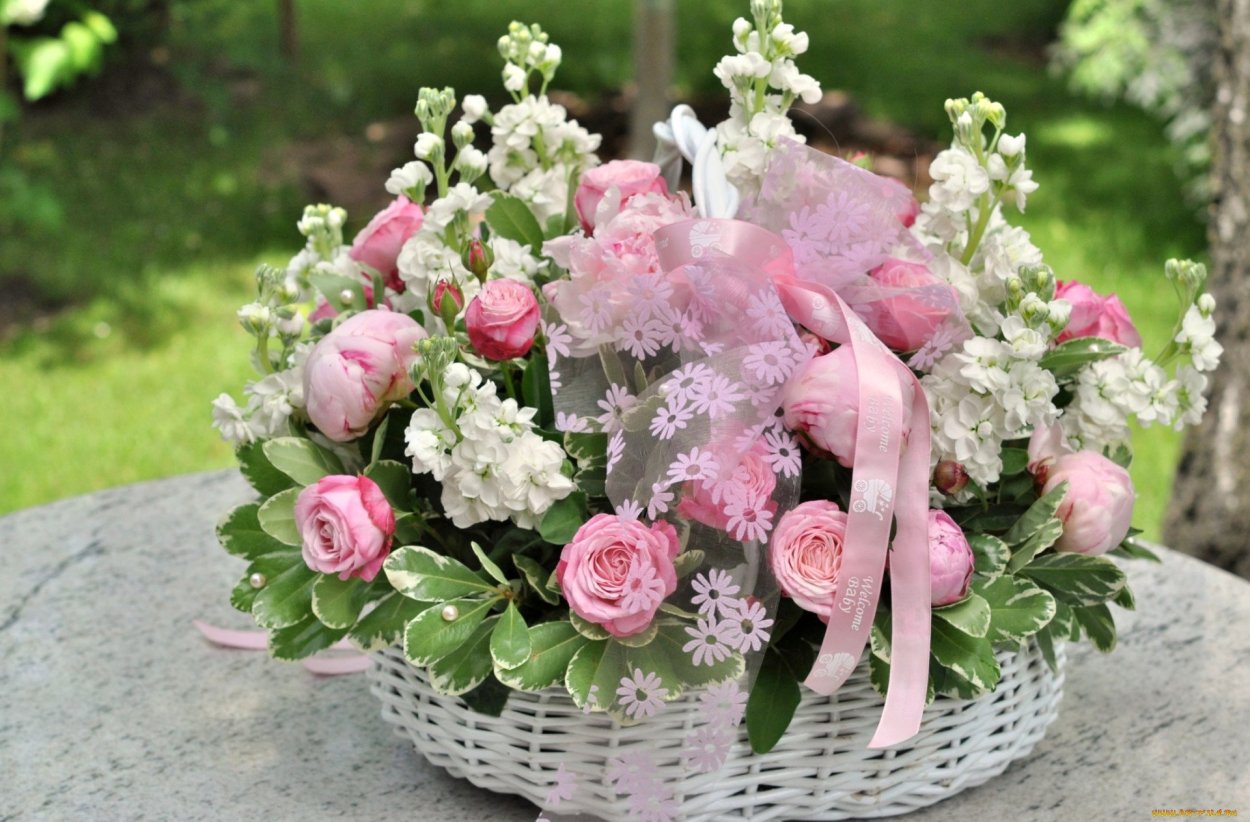 Букетище пионов