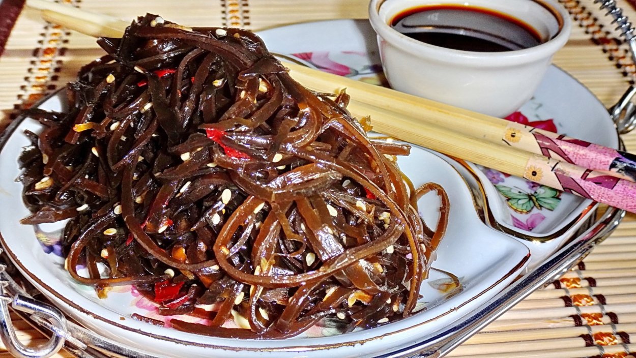 Морская капуста с морской по корейски