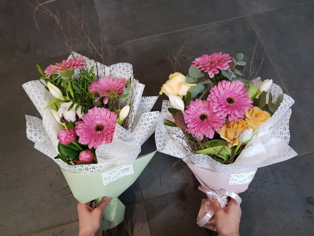 Бюджетный букет цветов