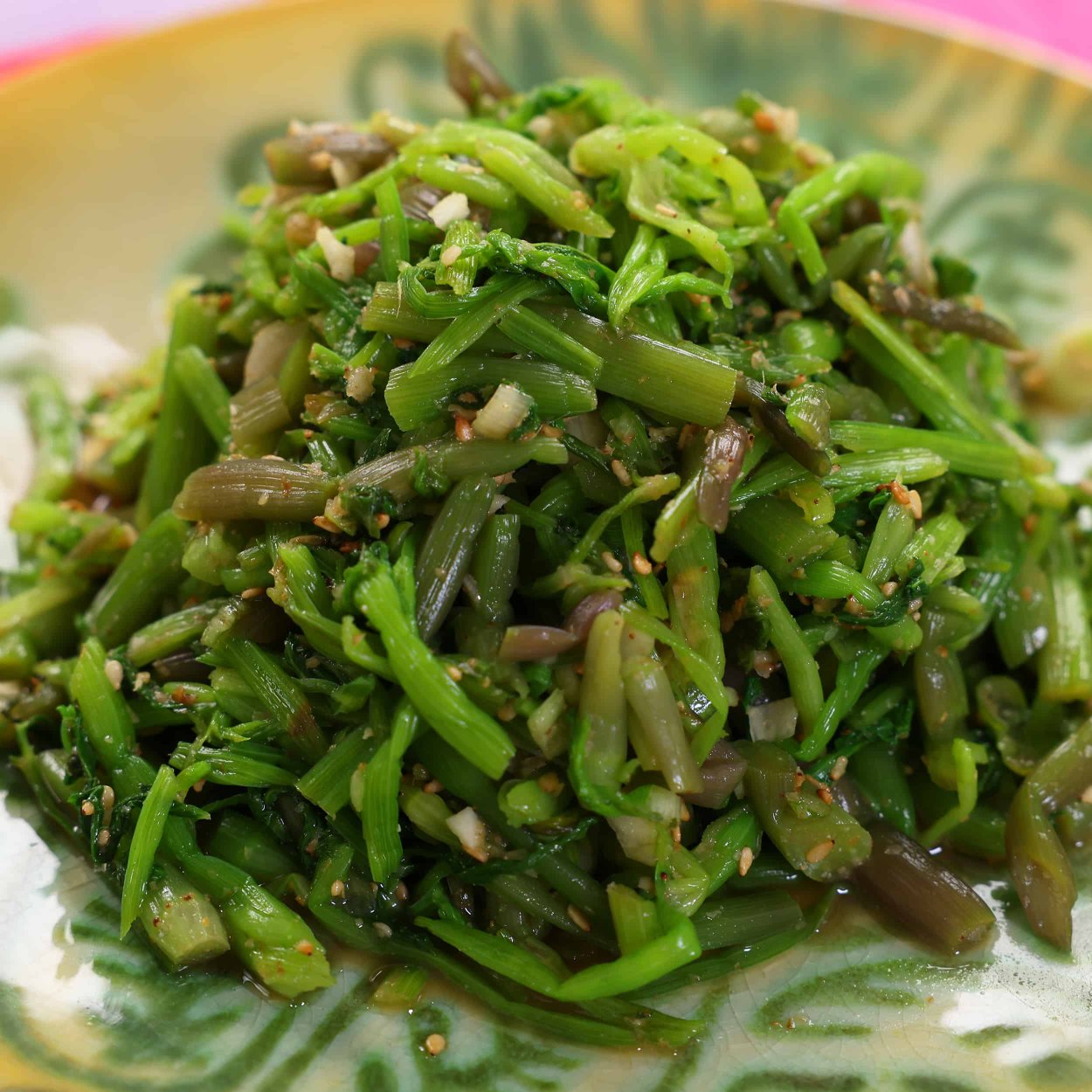 Минари Омежник