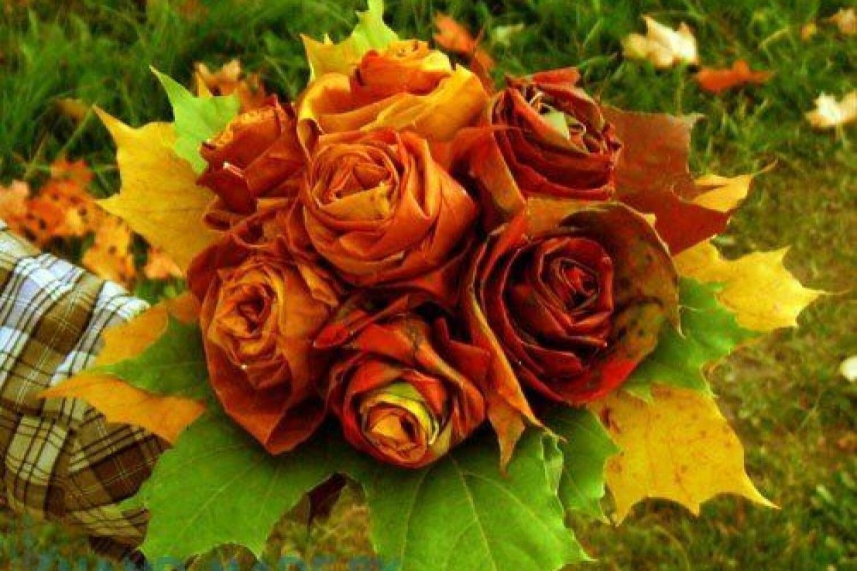 Букет из осенних листьев