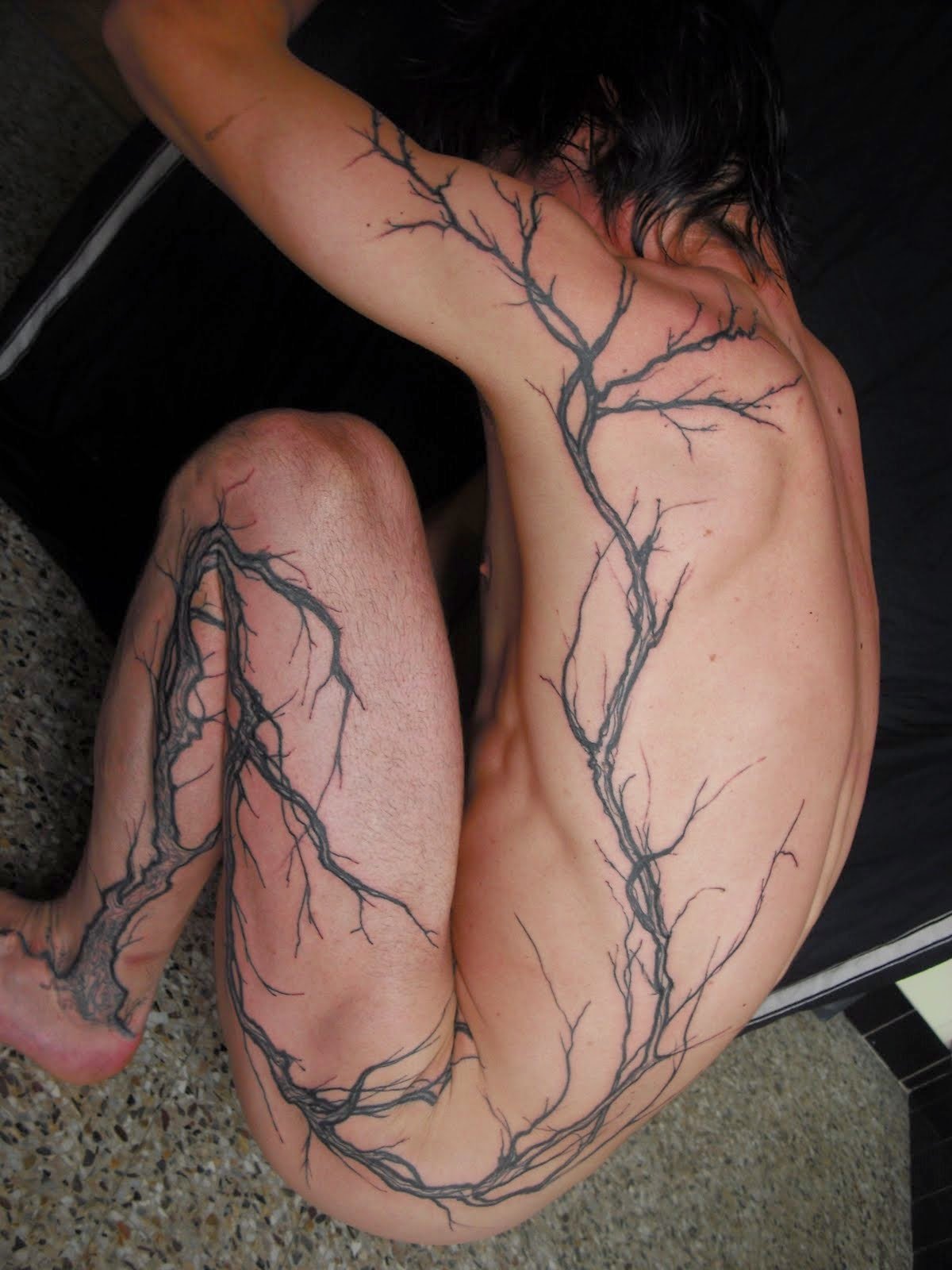 татуировки на волосатой ноге фото 91