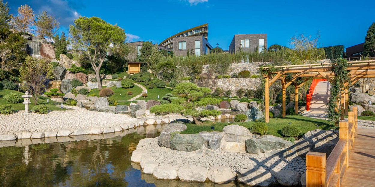 Мрия Ялта японский сад