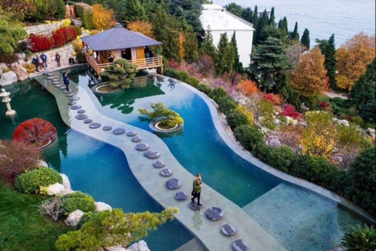 Японский сад 6 чувств Ялта