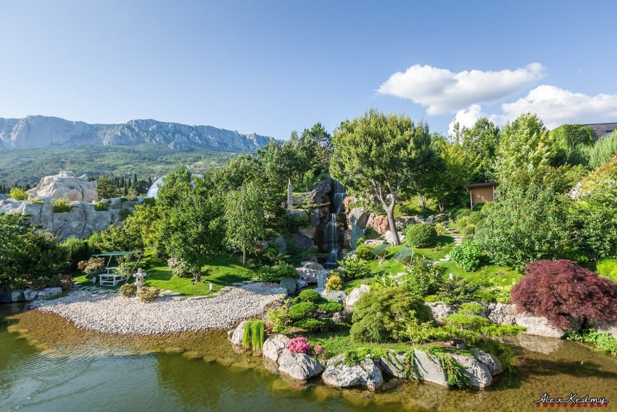 Японский сад шесть чувств в Крыму