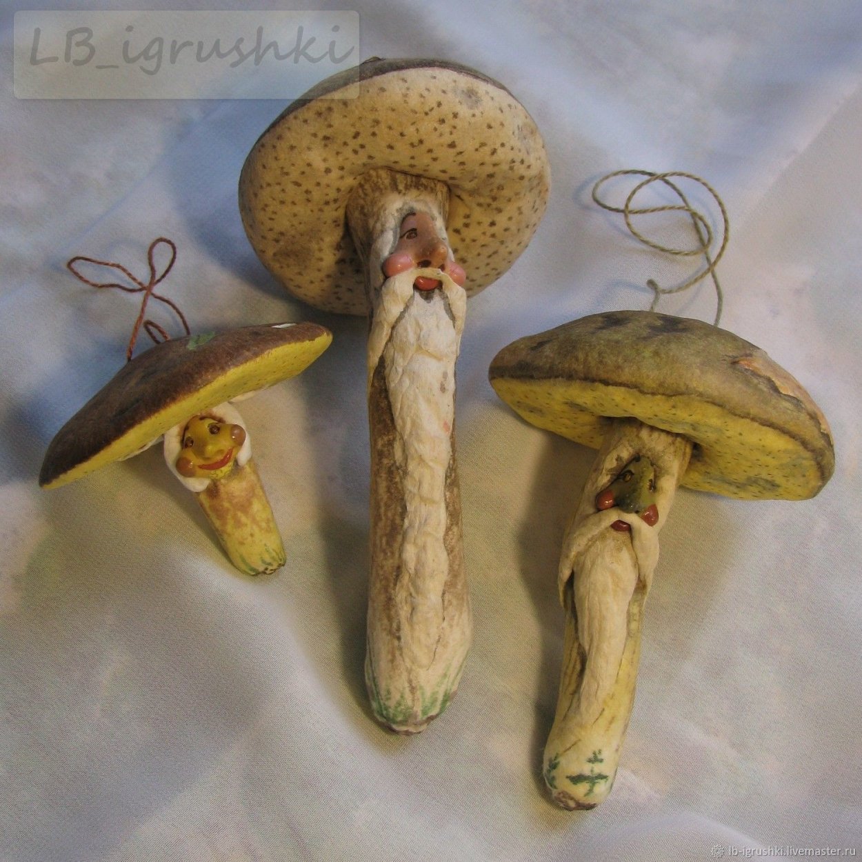 Моховик гриб шляпка снизу