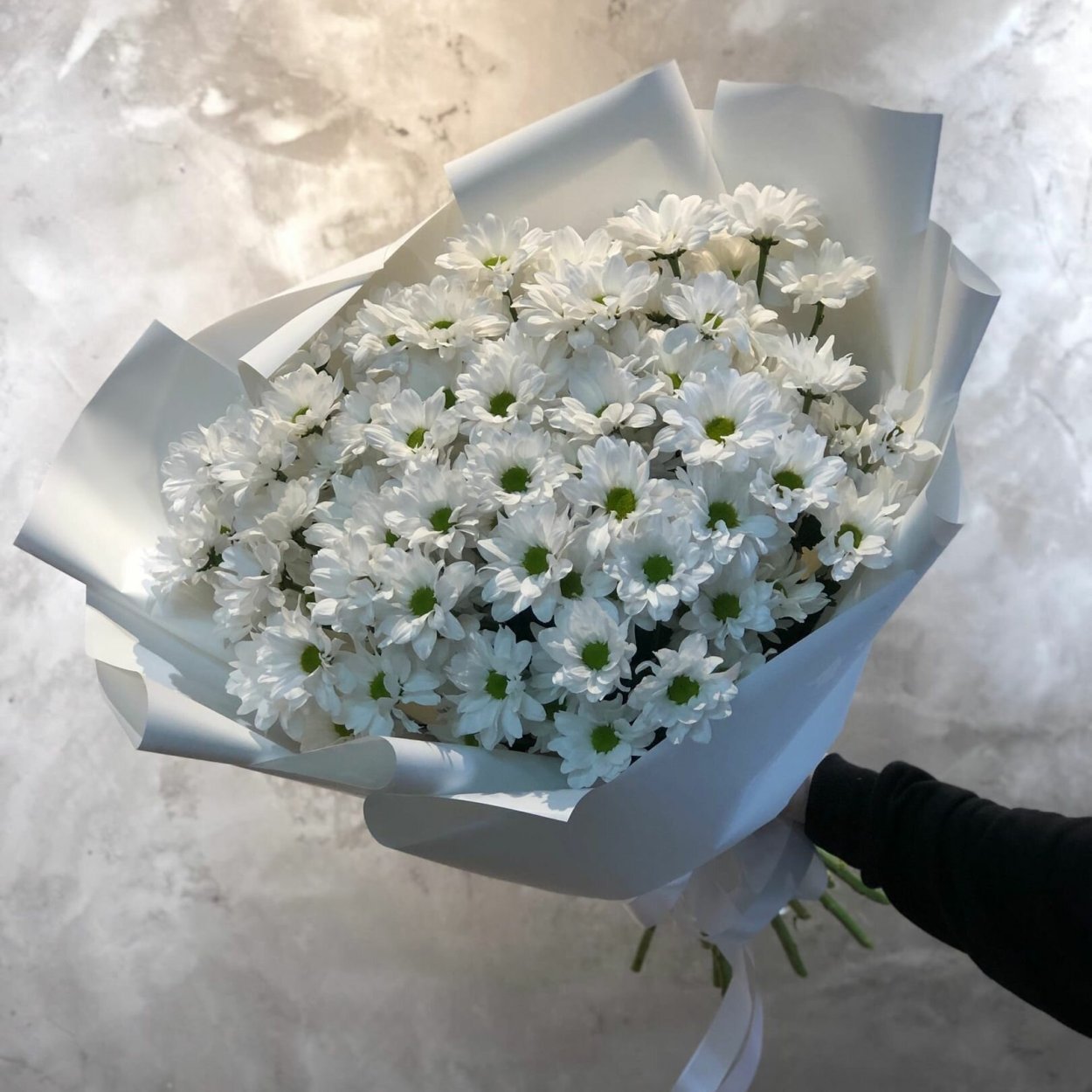 Ромашковый букет хризантем