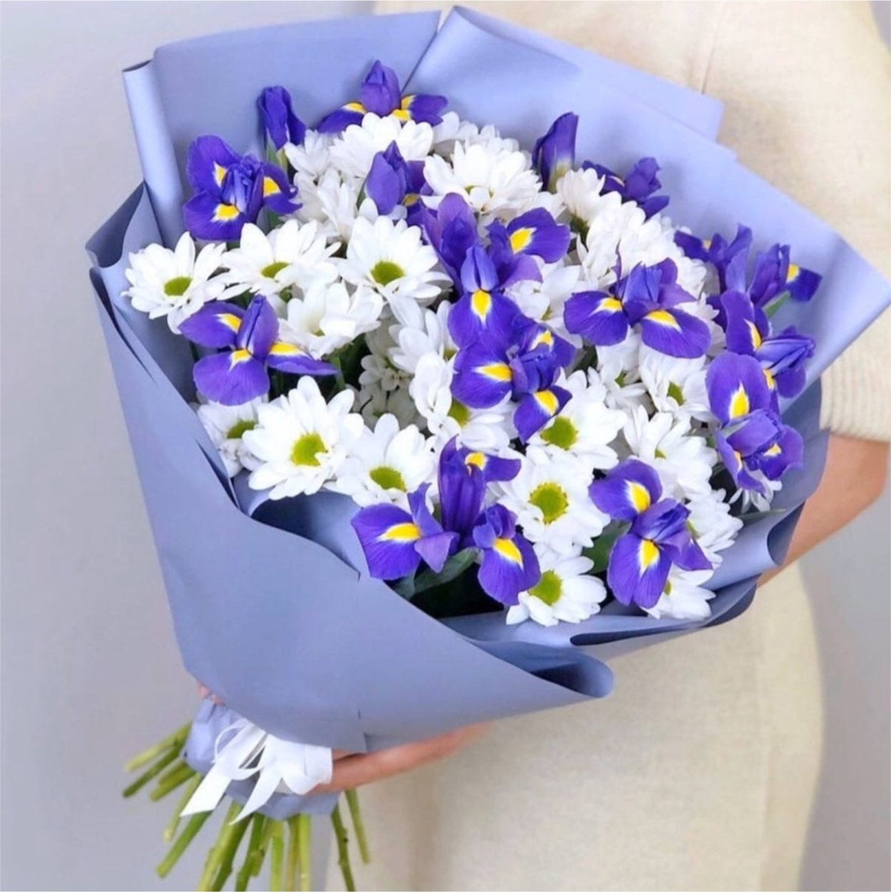 Букет из 11 хризантем