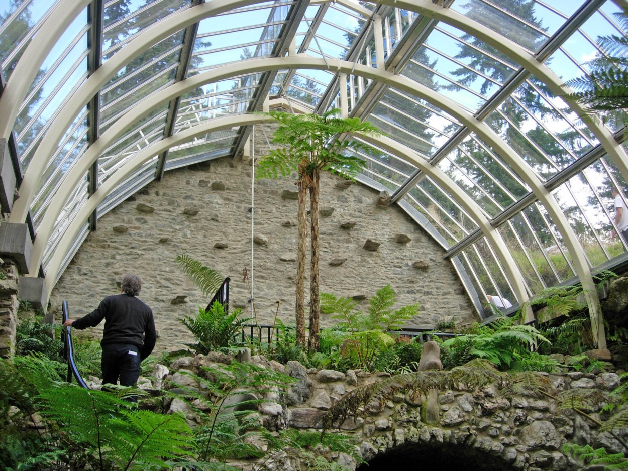 Оранжерея Климатрон внутри