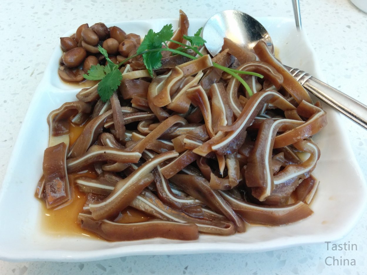 Свиные уши калорийность