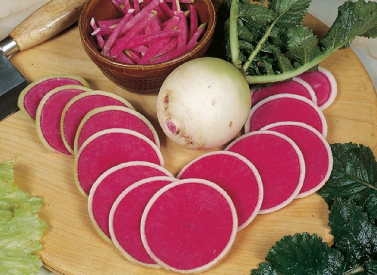 Дайкон китайская редька красная