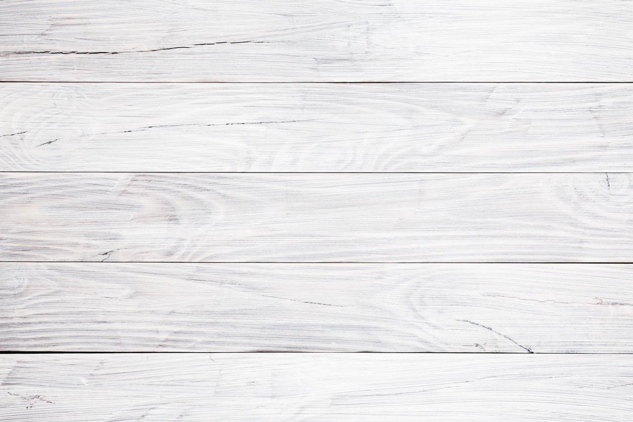 Белое дерево