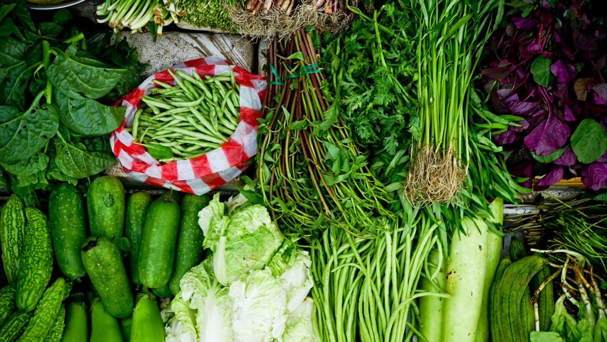 Зеленая доска для овощей