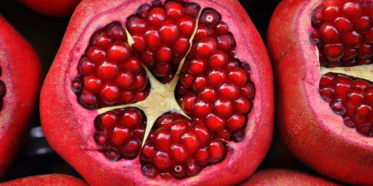 Ягода с косточкой внутри