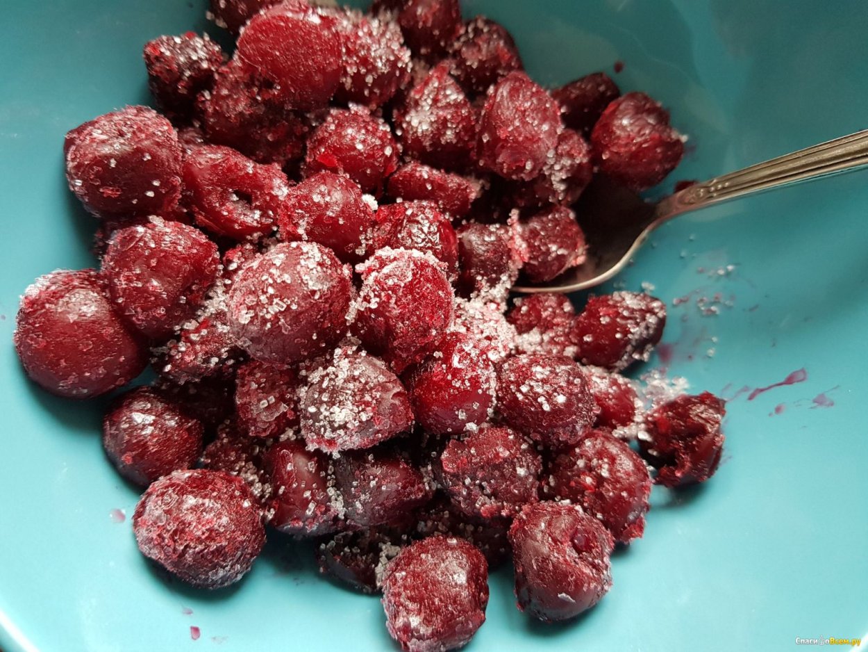 Кизил ягода без косточки дерево