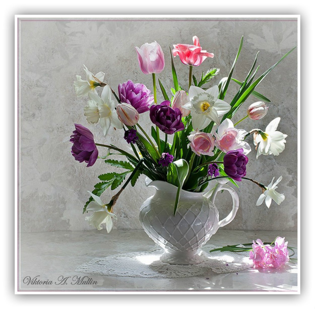 Букет тюльпанов в вазе