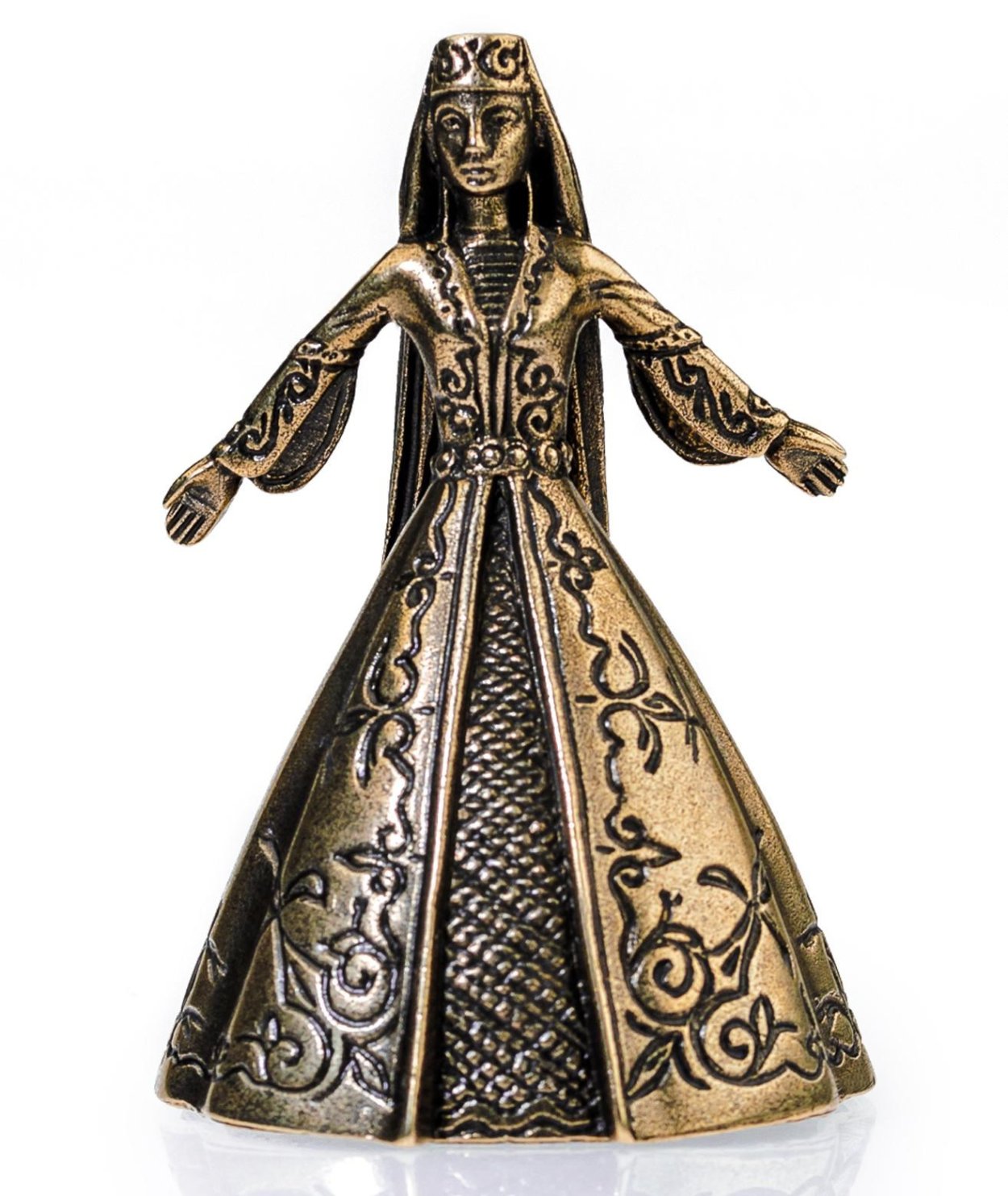 Платье в национальном стиле горянки