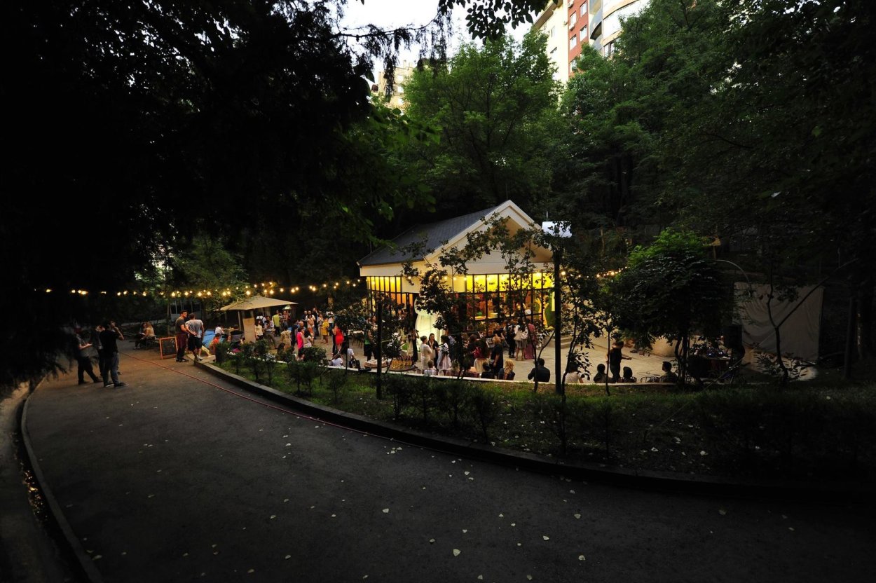 Мзиури парки в Тбилиси