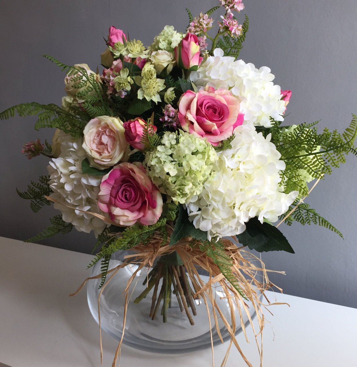 Композиции из искусственных цветов