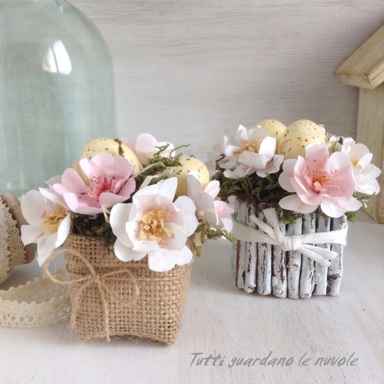 Композиции из бумажных цветов