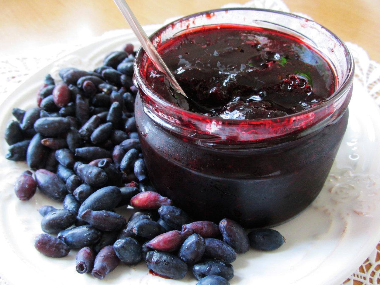 Ирга ягода варенье