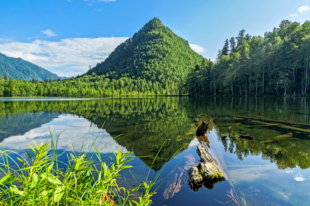 Теплые озера Байкал шапка Мономаха