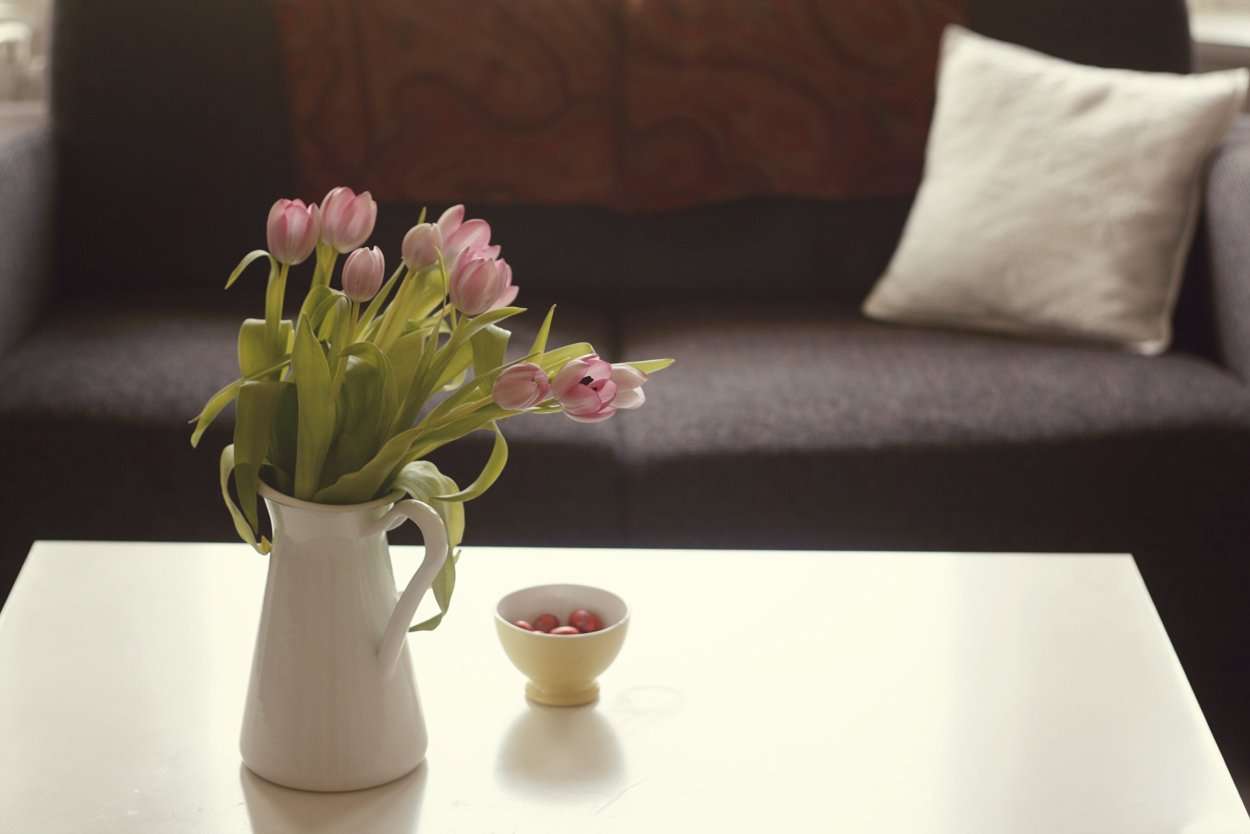 Тюльпаны в чайнике