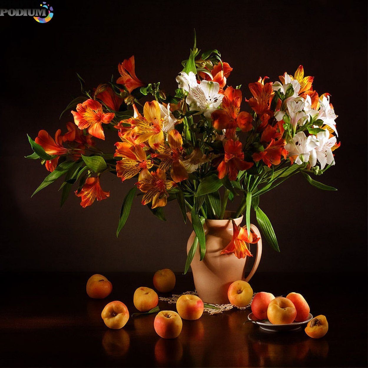 Красивый яркий натюрморт