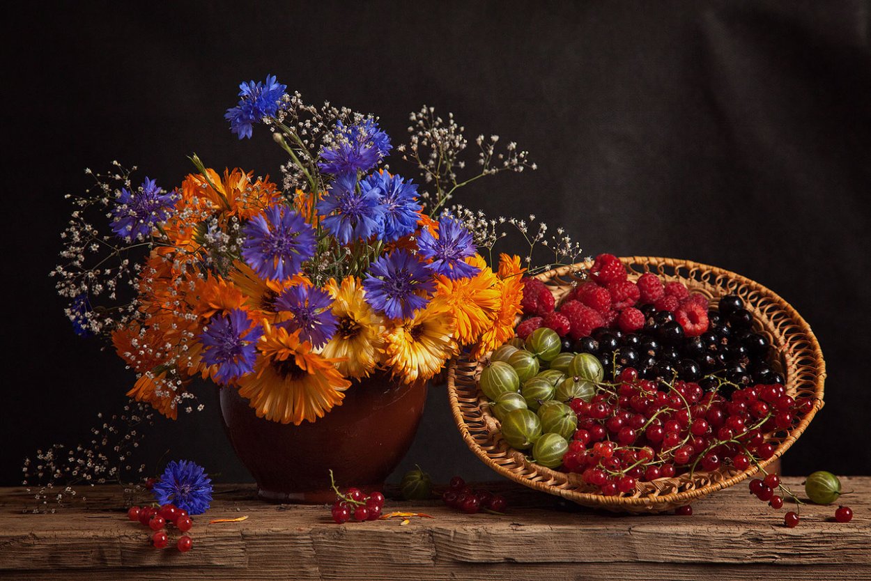 Вечерний осенний натюрморт
