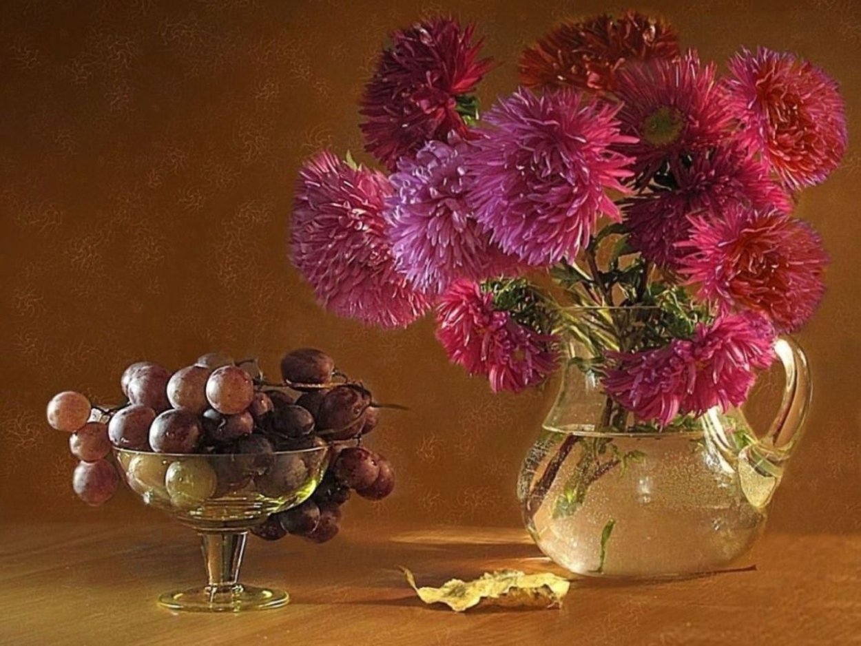 Натюрморт ваза с осенними цветами