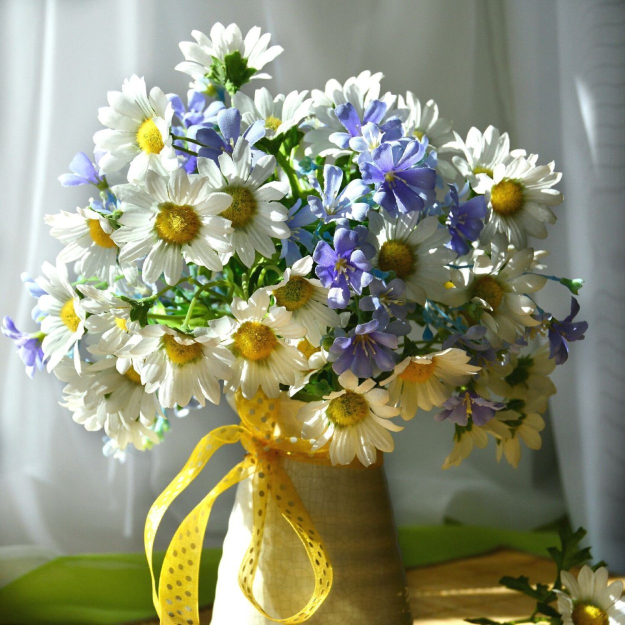 Композиции из садовых цветов