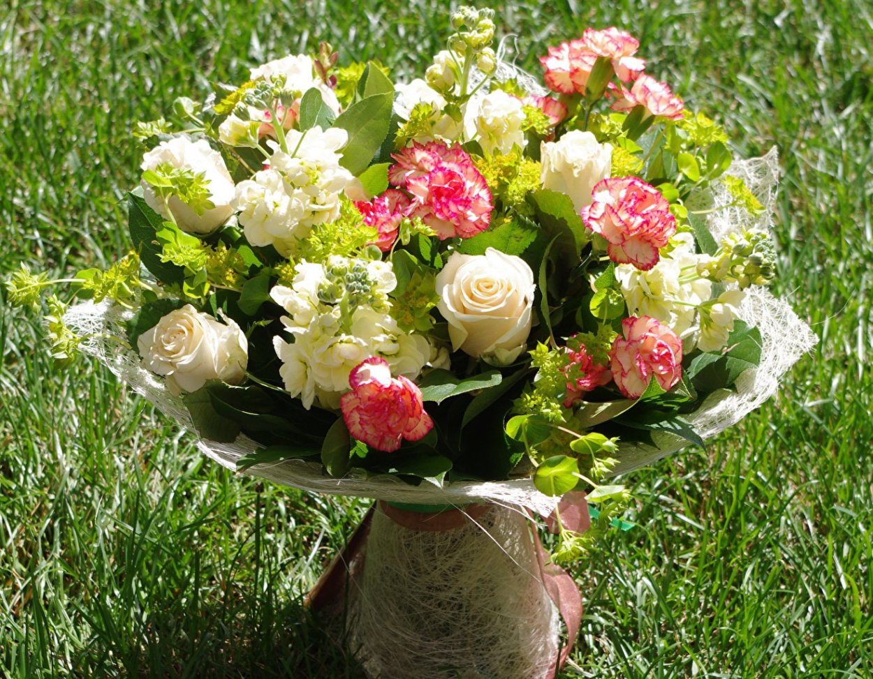 Екатерина Звержанская цветы