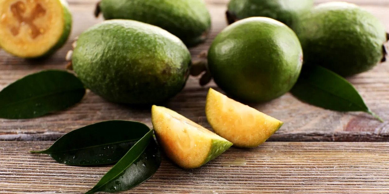 Личи фейхоа