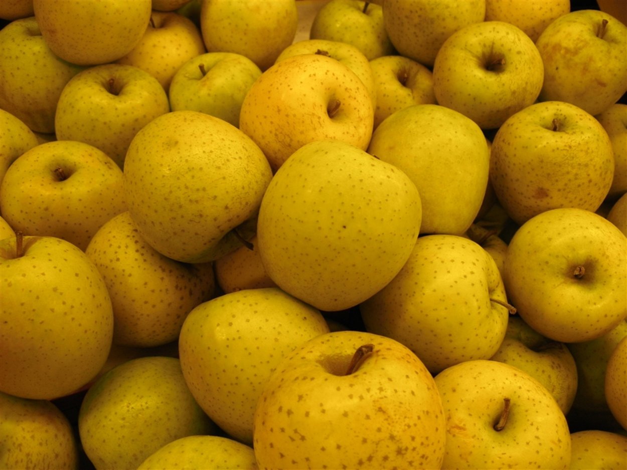 Яблоки Голден Делишес
