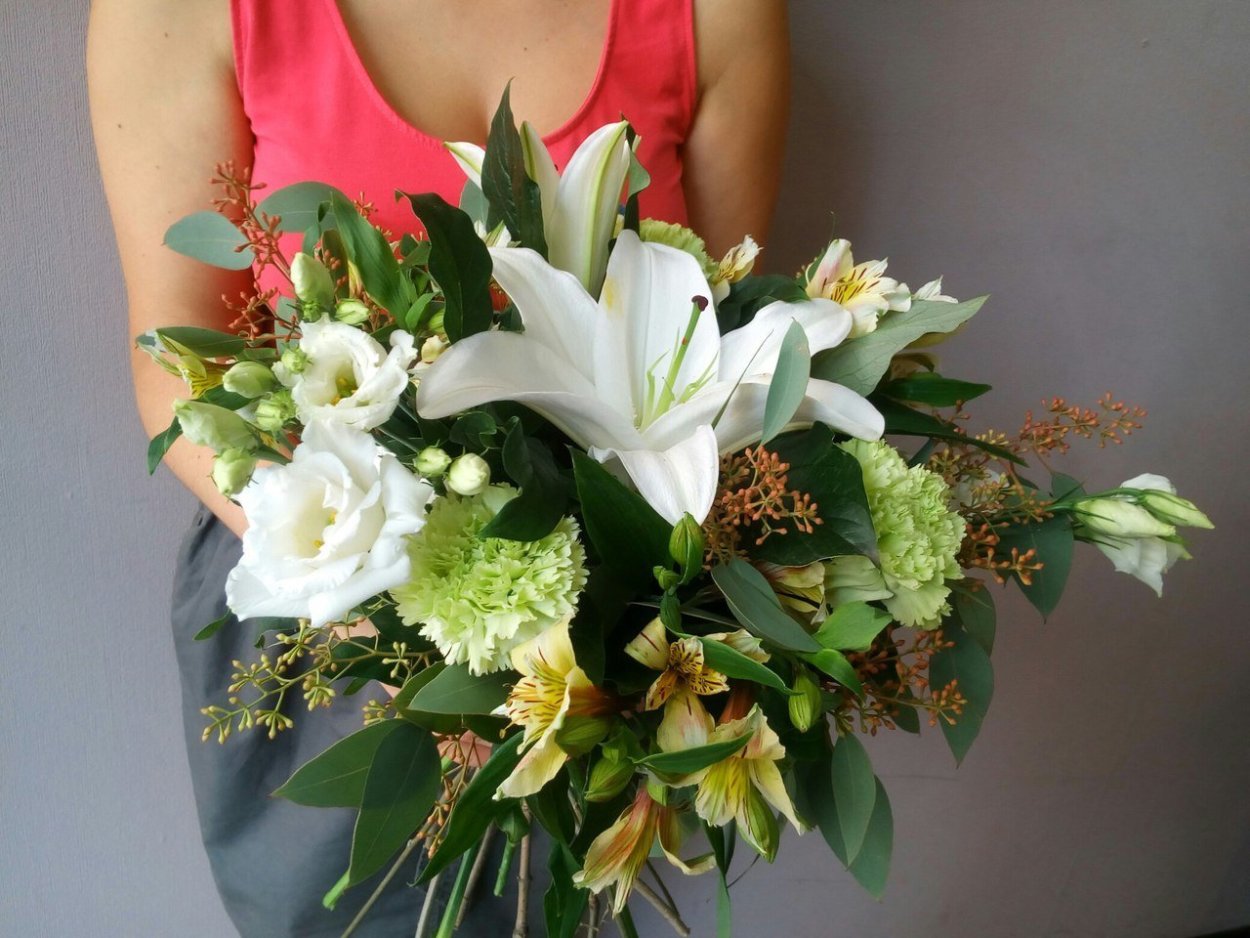 Букет Лилия альстромерия эустома