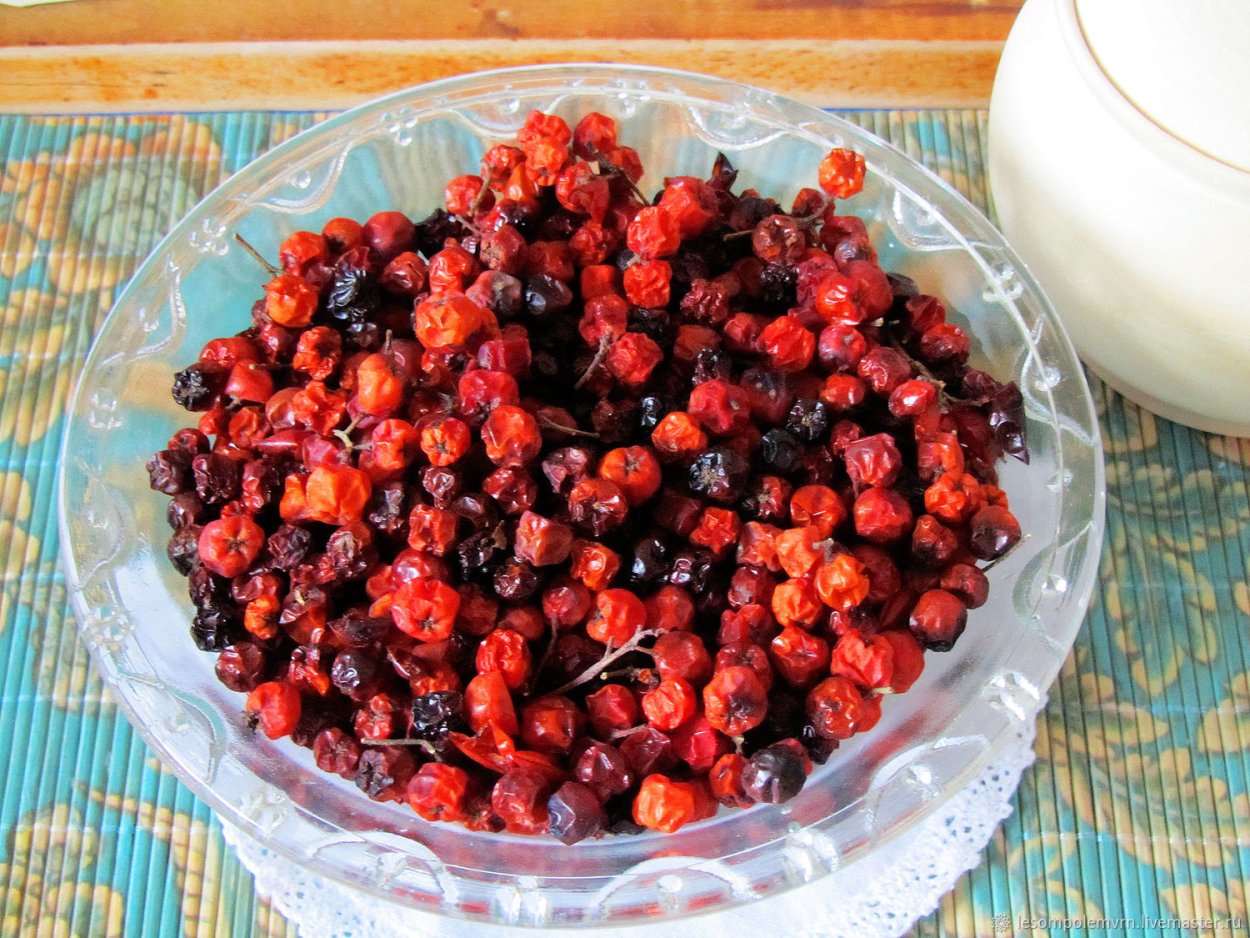 Рябина сушеная