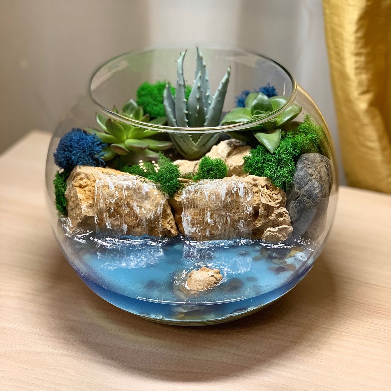 Террариум флорариум водопад