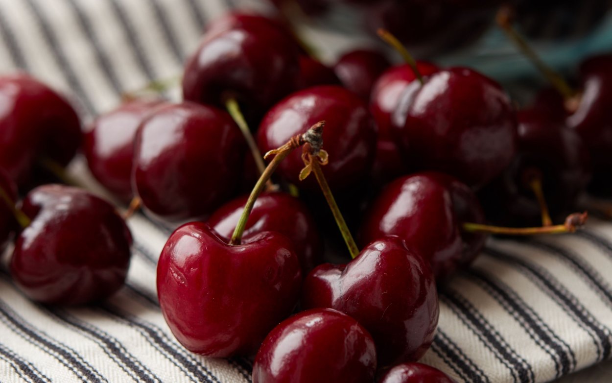Cherry aesthetic
