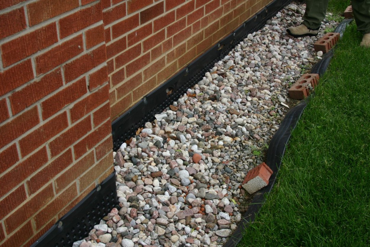 Отмостка дренаж из гравия