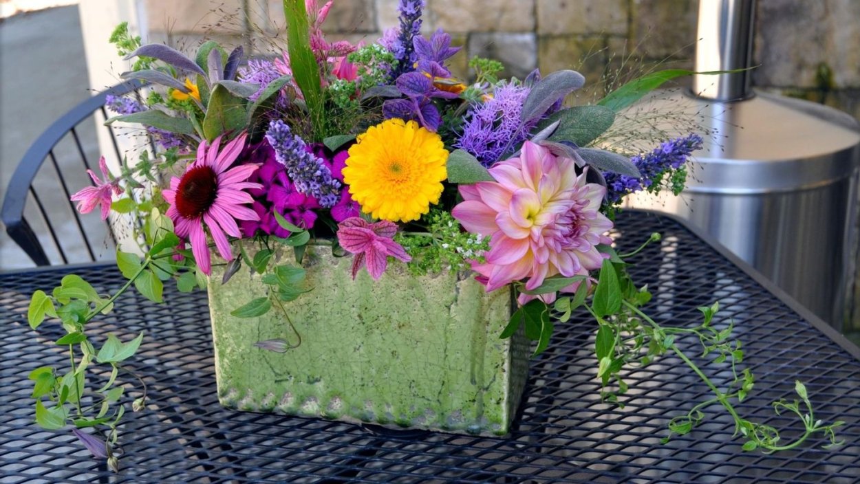 Букет с губкой флористической