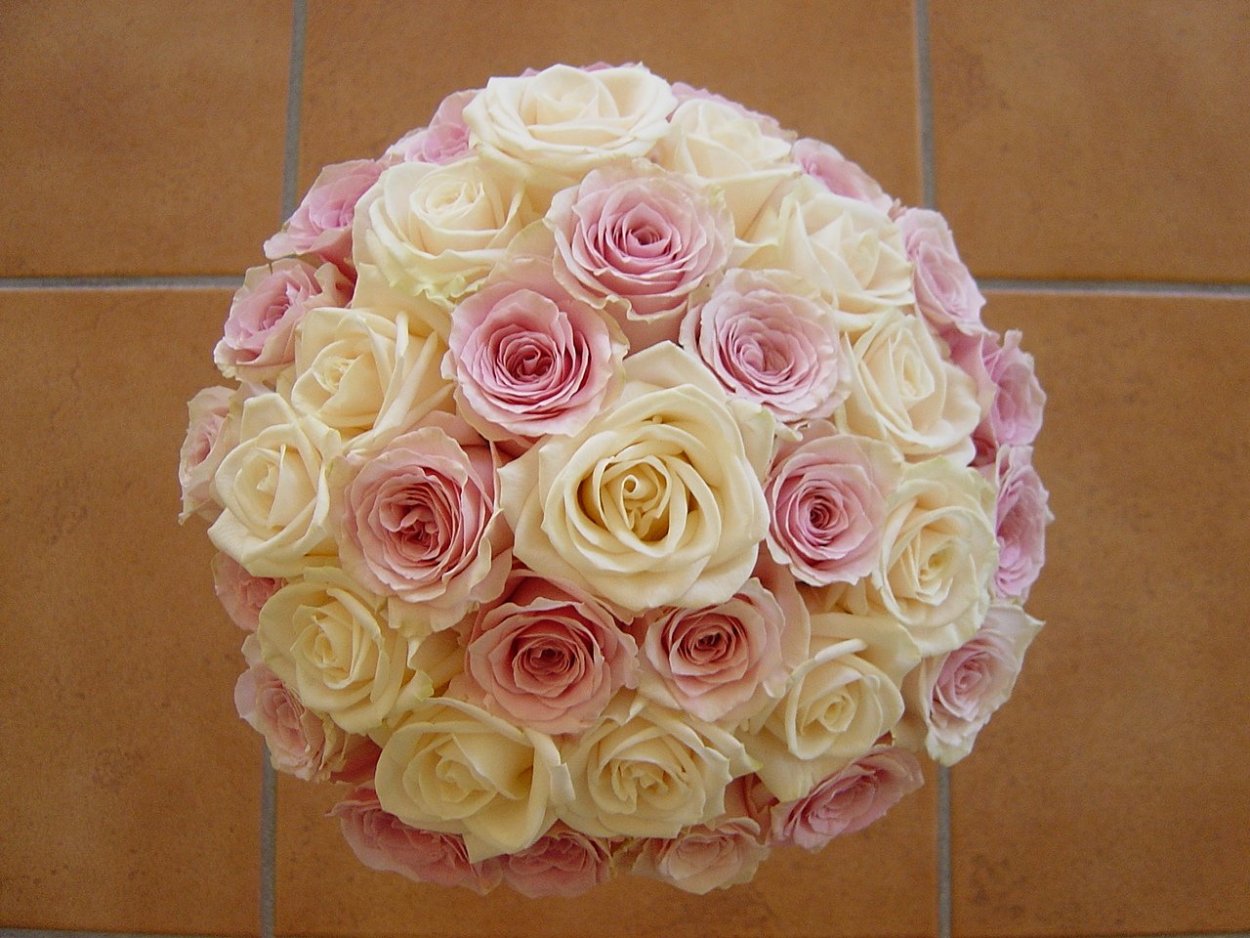 Свадебный букет бидермейер