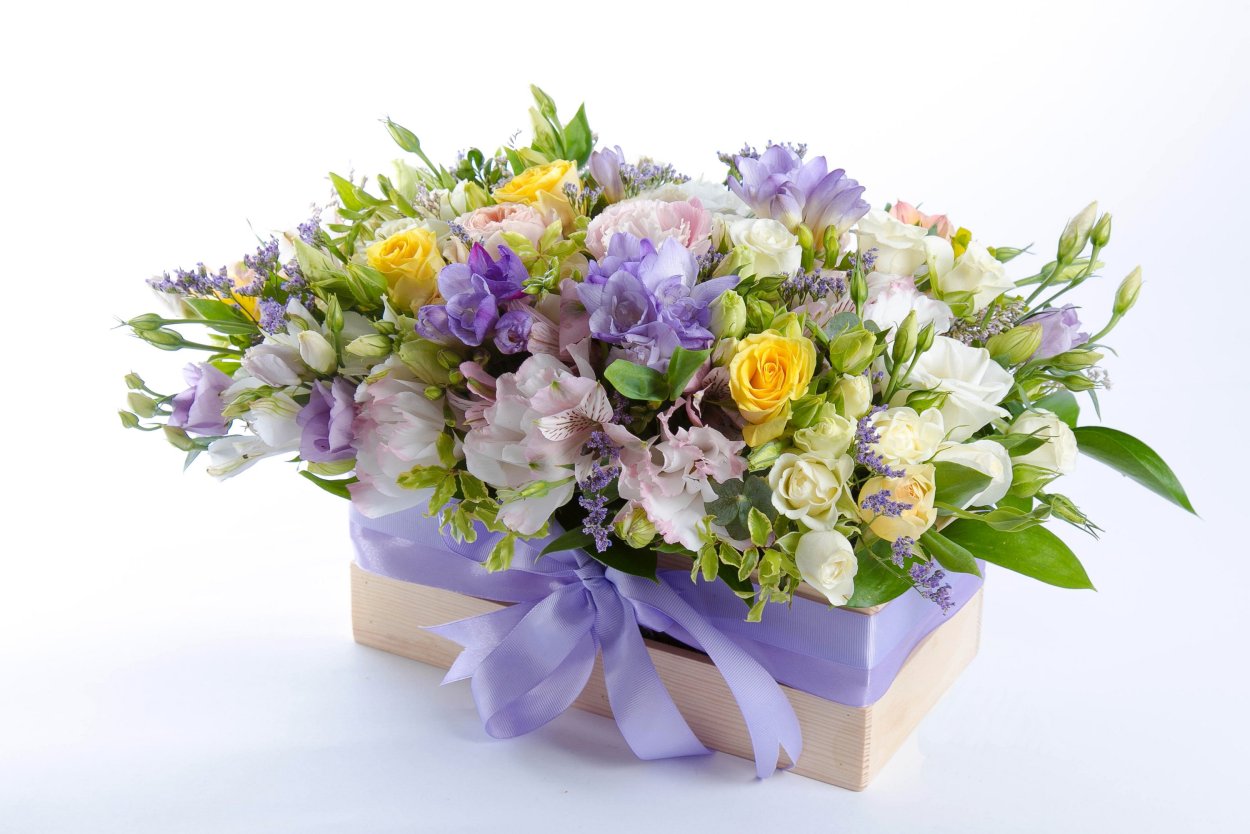 Поздравляю стильный букет цветов