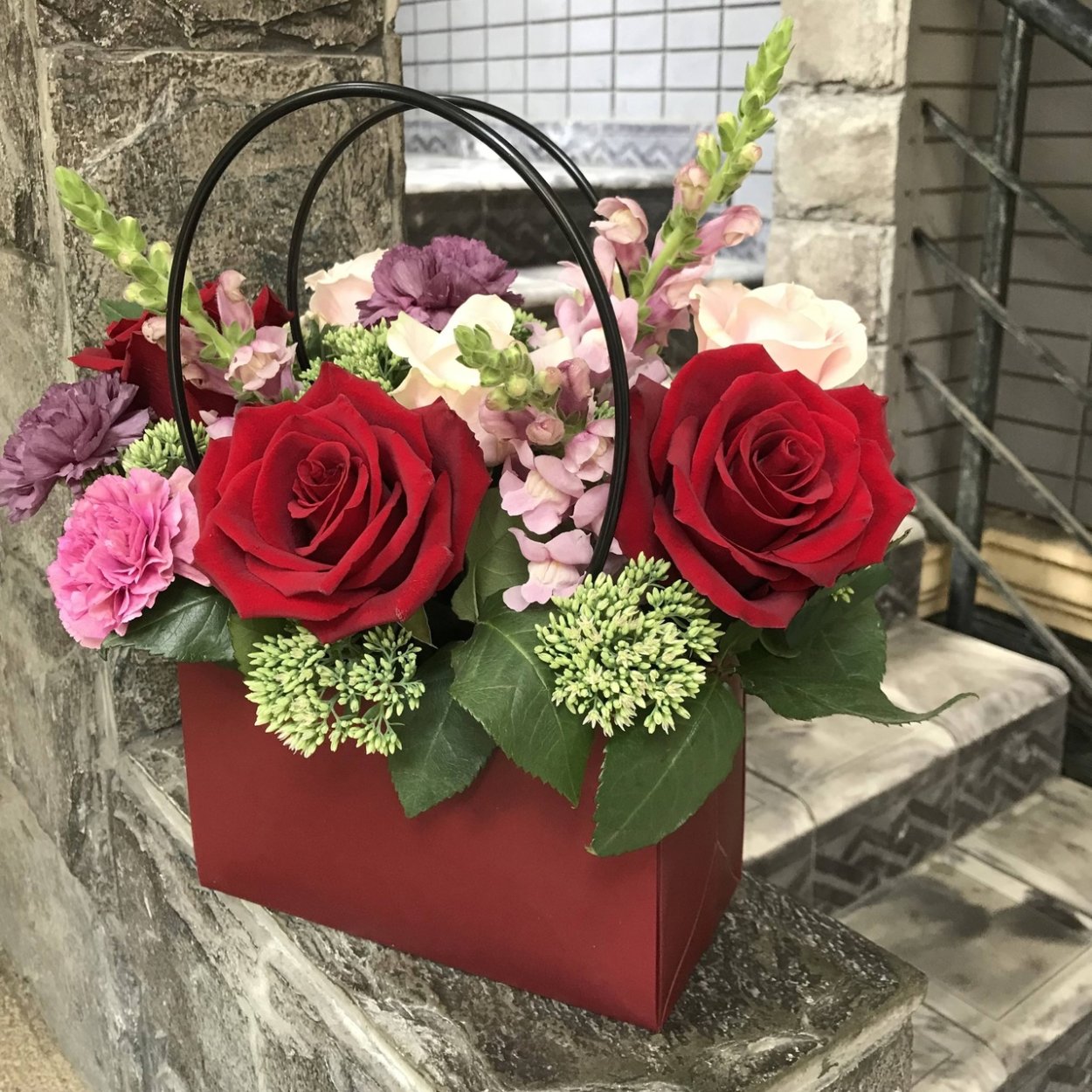 Цветы в сумочке