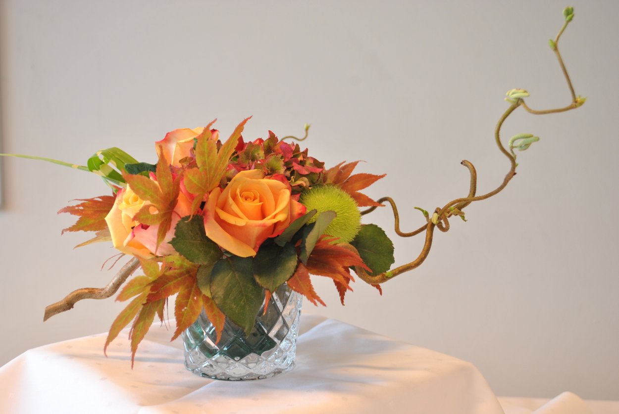 Цветы осень Икебана