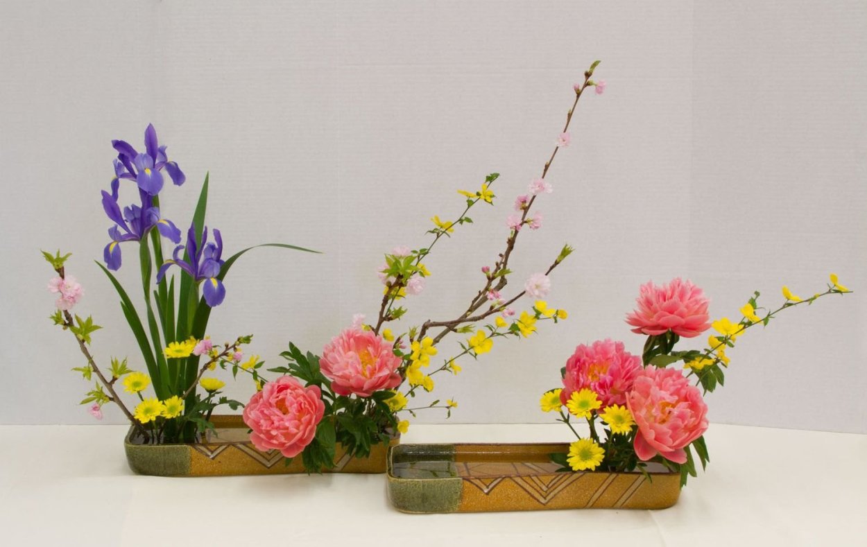 Композиции из цветов живых