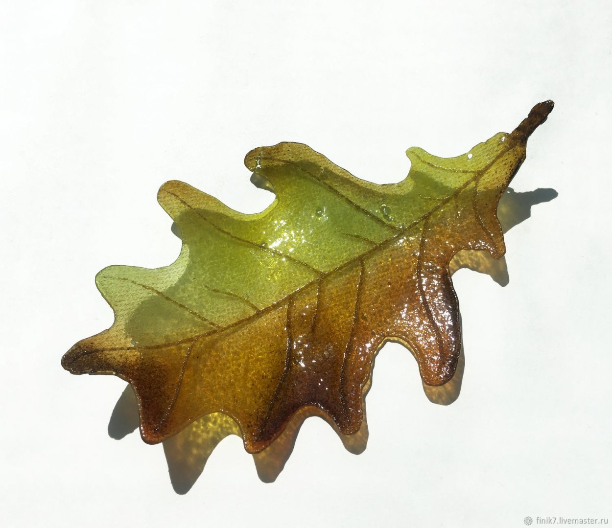 Листик дуба тарелочка