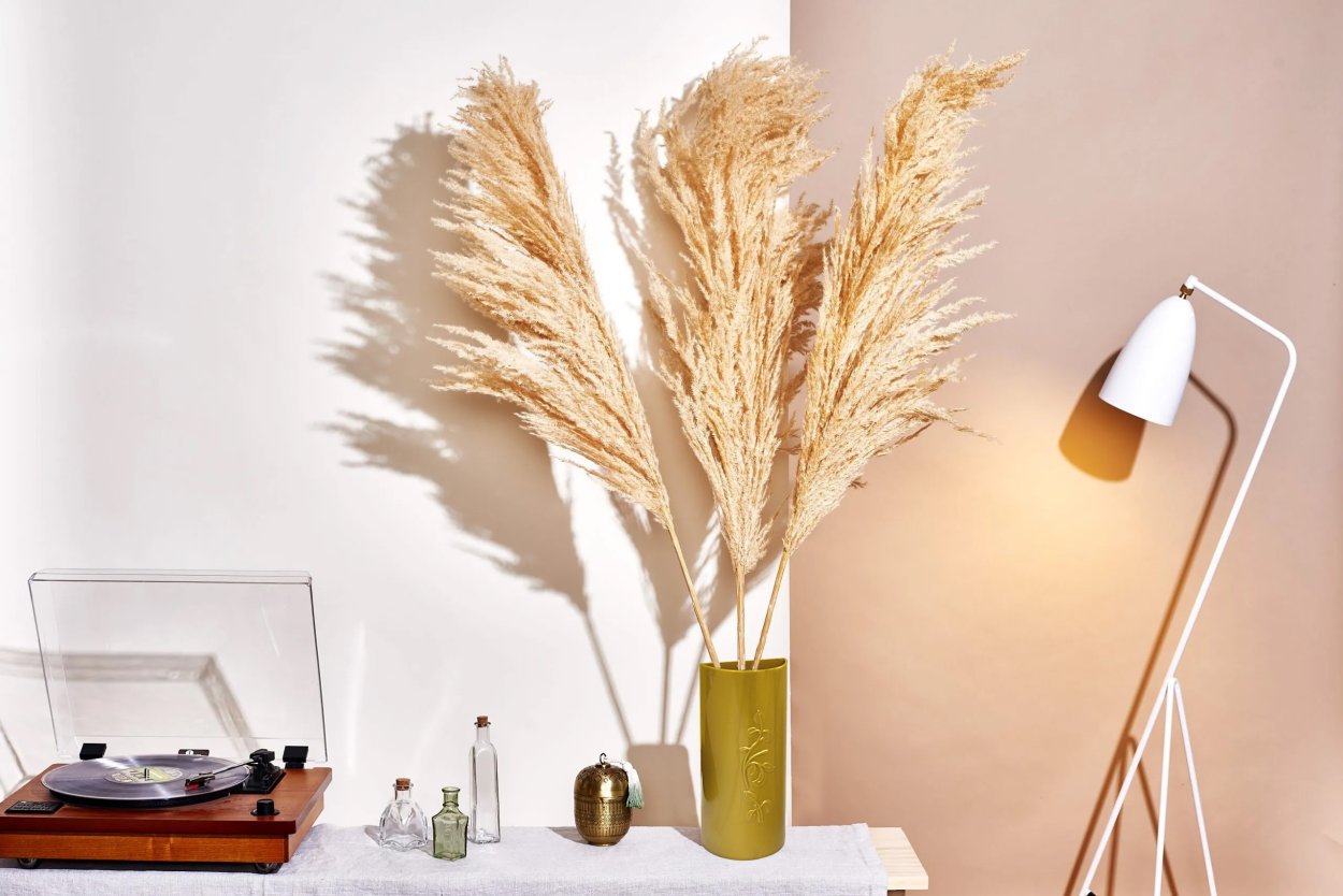 Пшеничные колосья в вазе